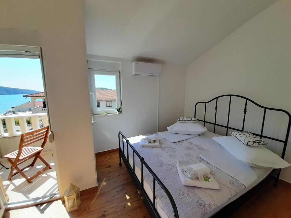 Holiday Beach House Apartment Grebastica Ngoại thất bức ảnh