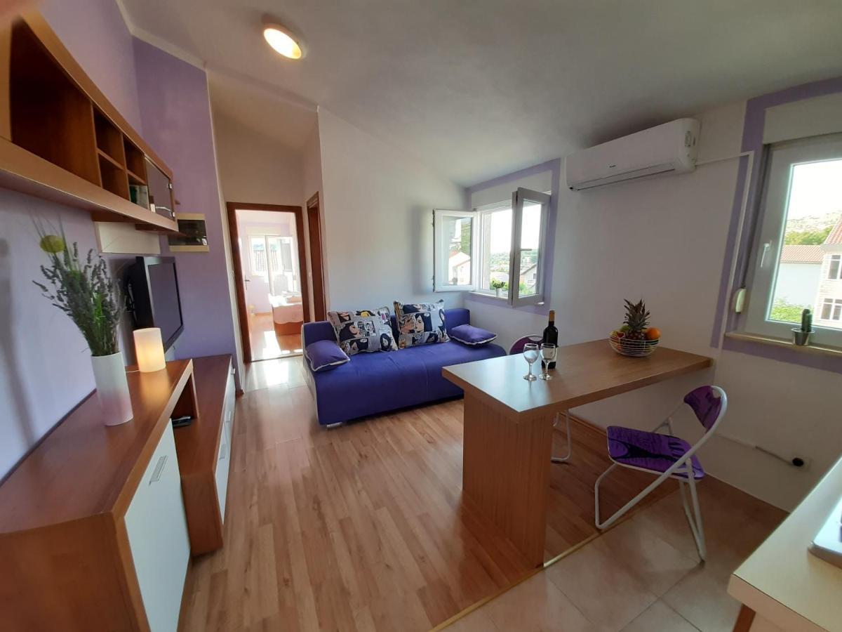 Holiday Beach House Apartment Grebastica Ngoại thất bức ảnh