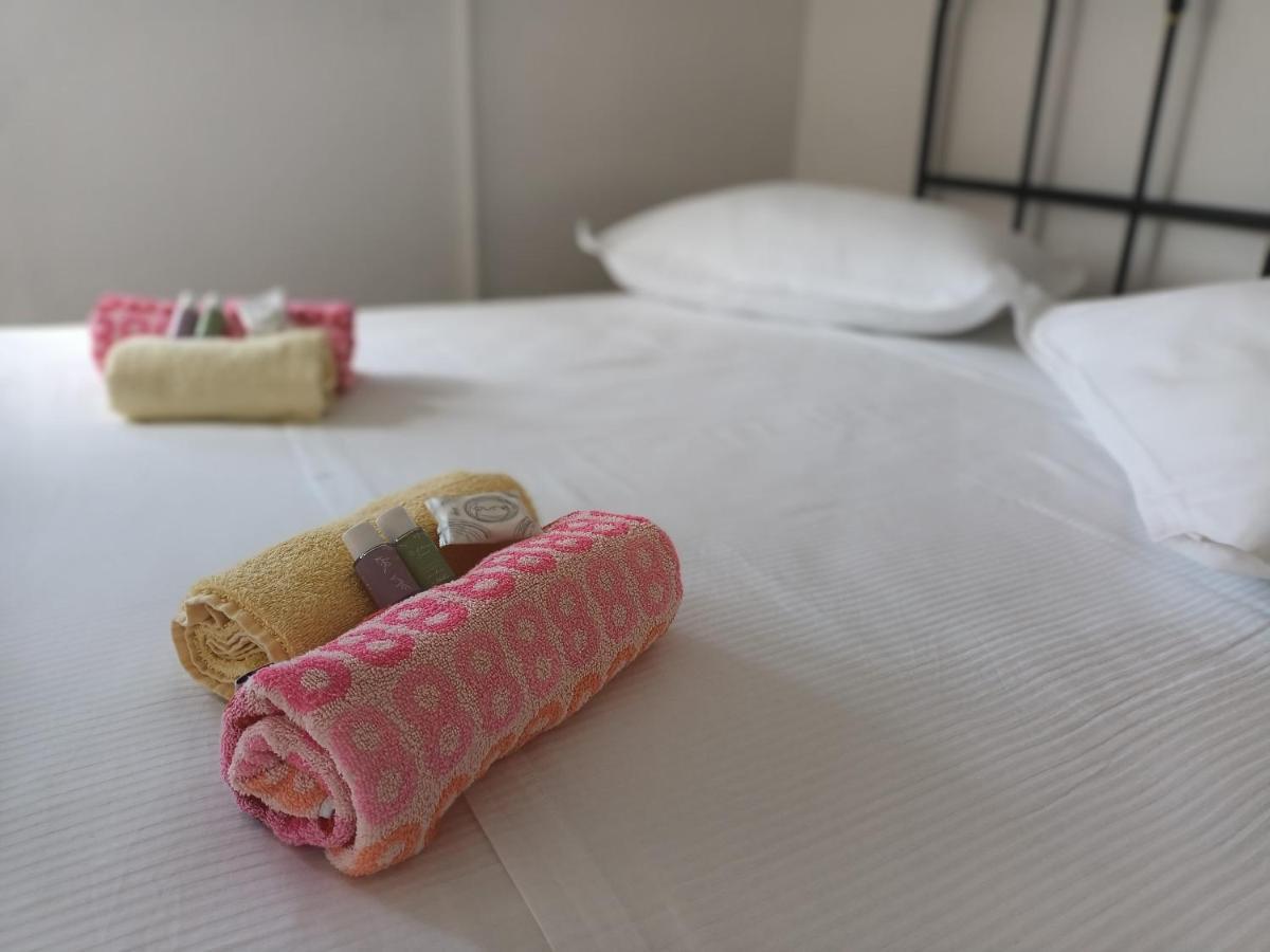 Holiday Beach House Apartment Grebastica Ngoại thất bức ảnh